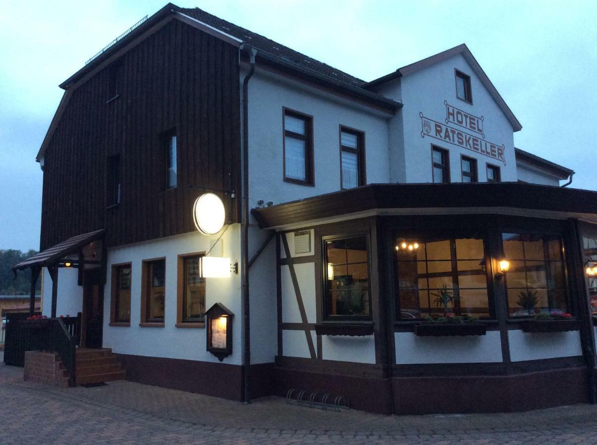 Hotel Ratskeller Neustadt Buitenkant foto